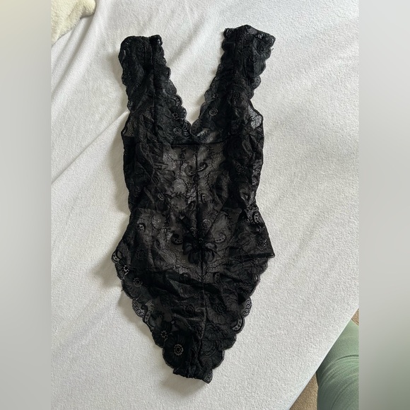SHEIN Other - NWOT Black Lace Bodysuit